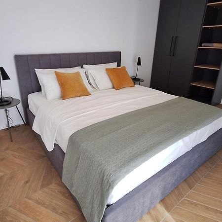 Sea View Apartments Ivana Krk Town Exterior photo